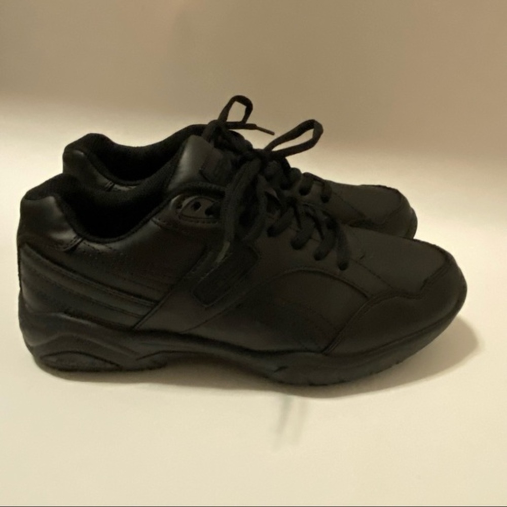 SRMax 610 Shoes Woman’s‎ Size 8 Black Lace Up